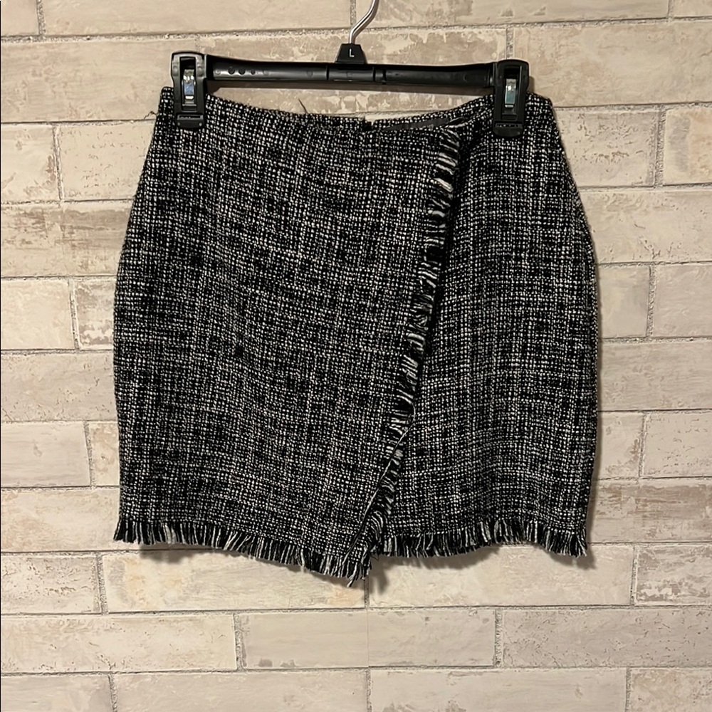 Parisian inspired Black and White Tweed Skirt - Primark USA Size 6